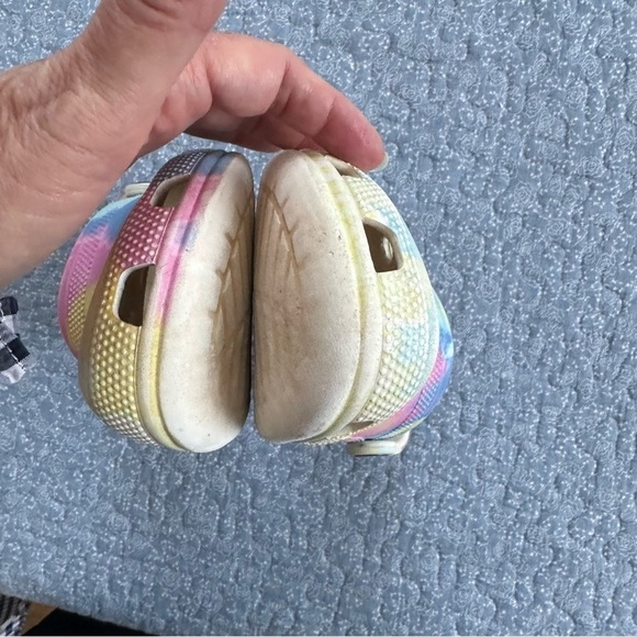 Crocs Clogs Tie Dye Iconic Comfort Lightweight Breathable Washable Size 8 - Picture 6 of 9